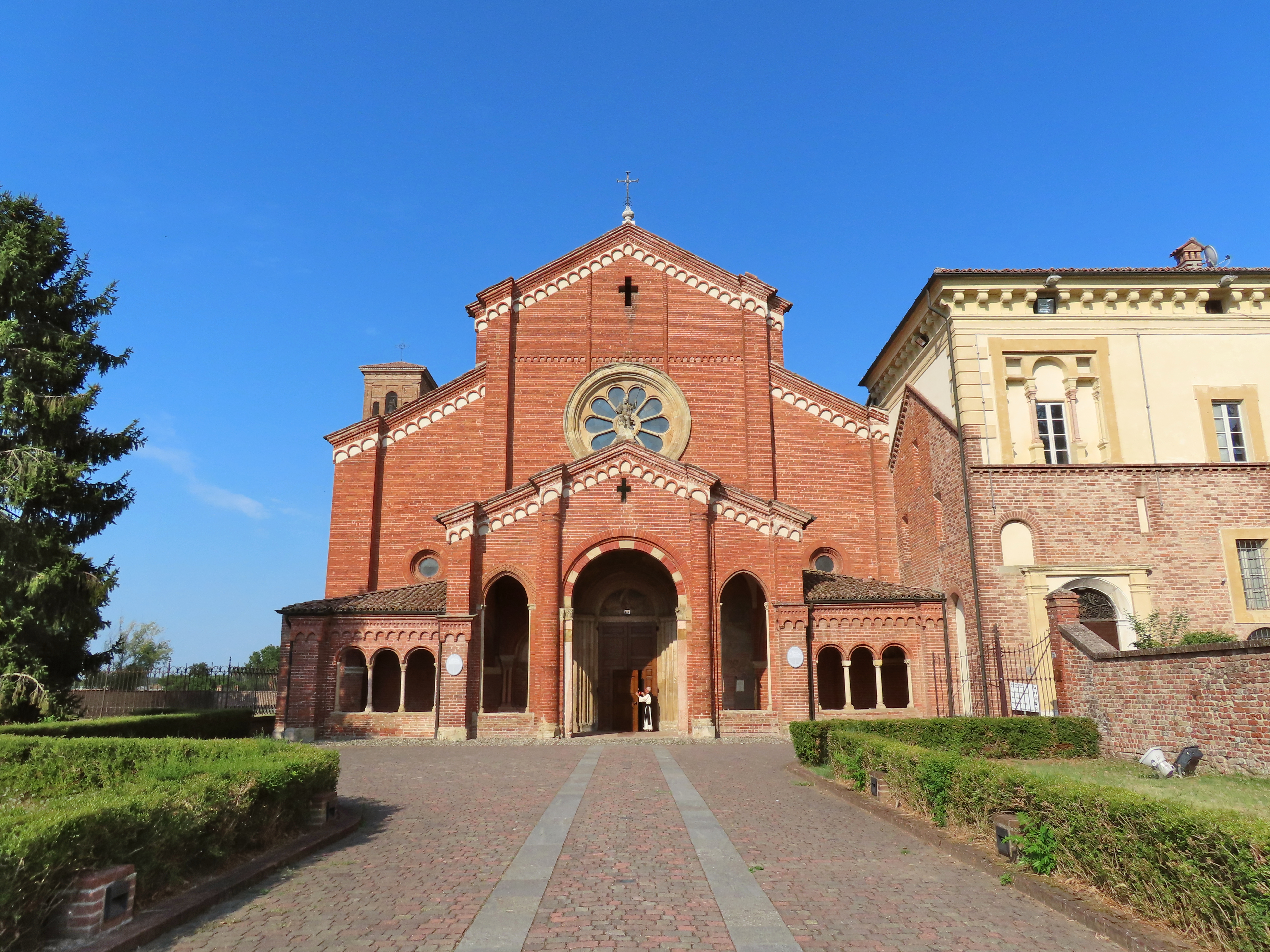 Restauro persiane in legno — Milano Sud